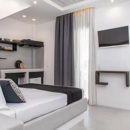 Sweet Emelia Luxury Suites