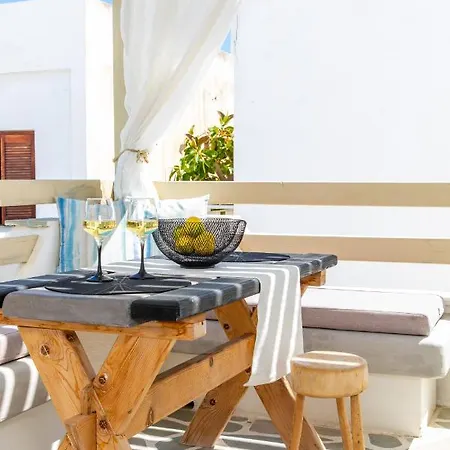 Sweet Emelia Luxury Suites