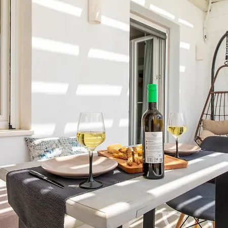 Sweet Emelia Luxury Suites Apartment Naxos City